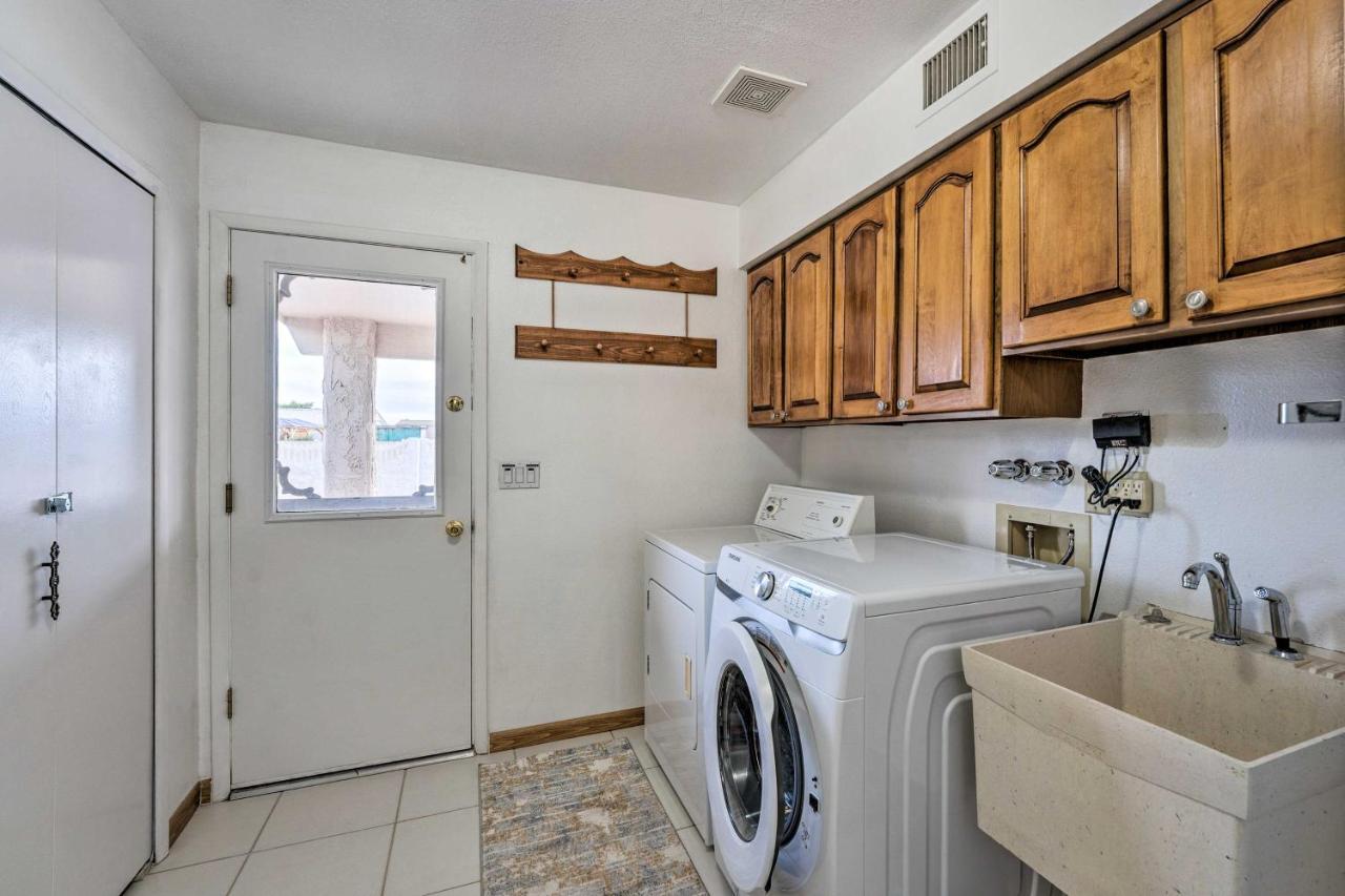 Pet-Friendly Lake Havasu City Retreat With Pool! Bagian luar foto